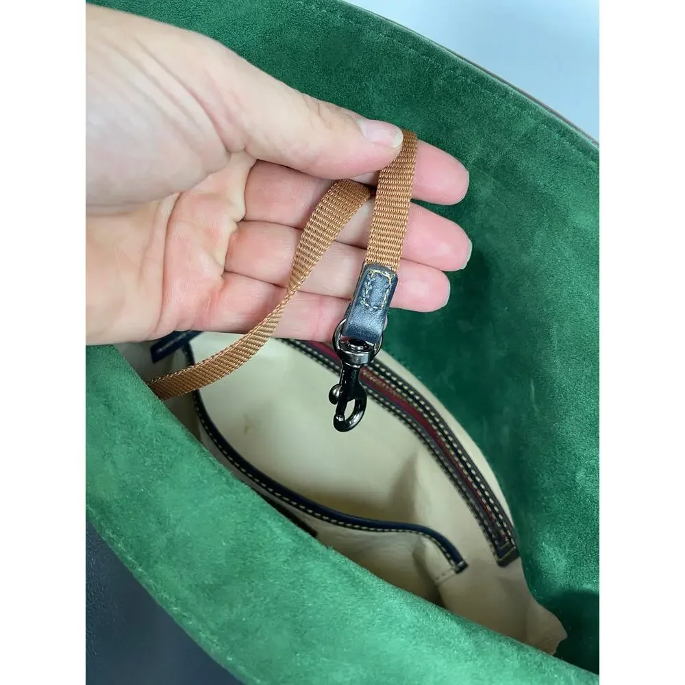 Dooney & Bourke gorgeous dooney